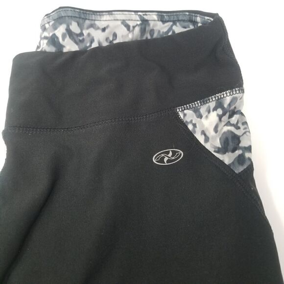 NYL BLACK WITH BLACK CAMO DETAIL. SZ L. - Picture 10 of 11